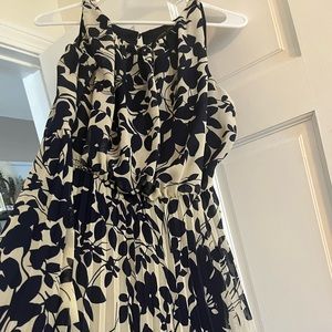 Women’s 12 petite maxi dress